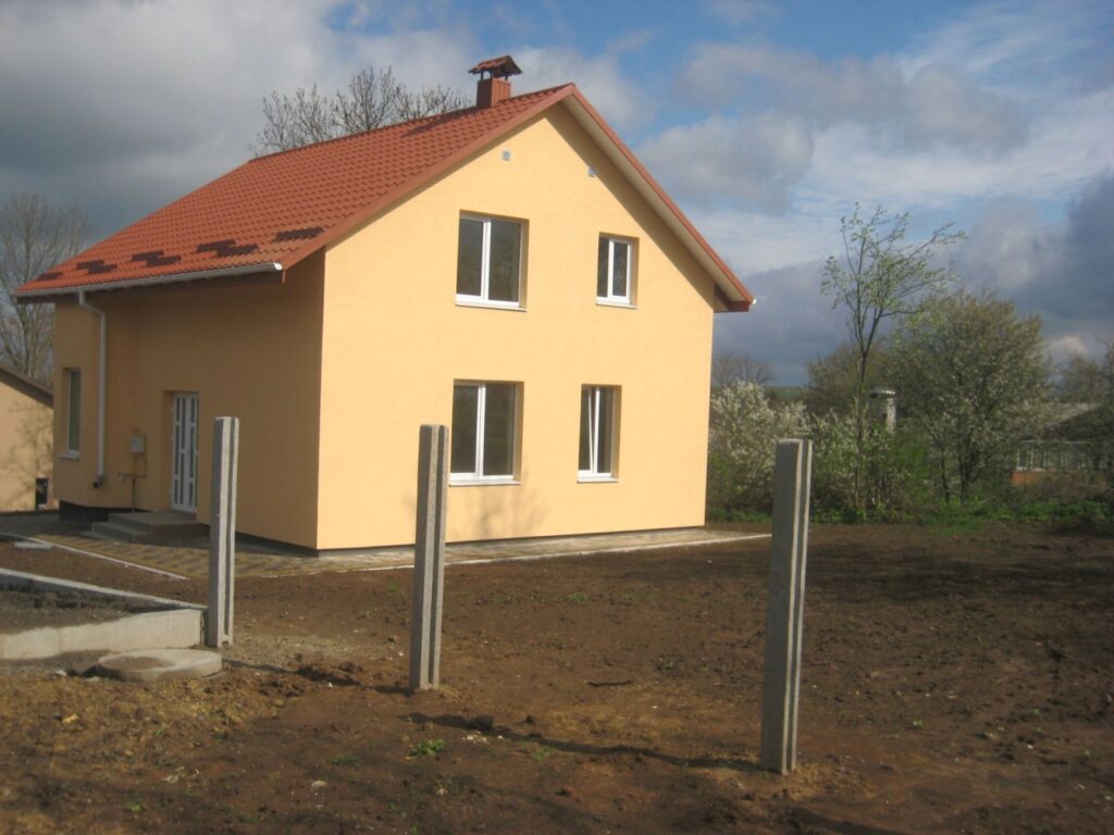 Виконання дахів приватних будинків в с.Лісові Гринівці (Фото 6) Виконання дахів приватних будинків в с.Лісові Гринівці (Фото 6)